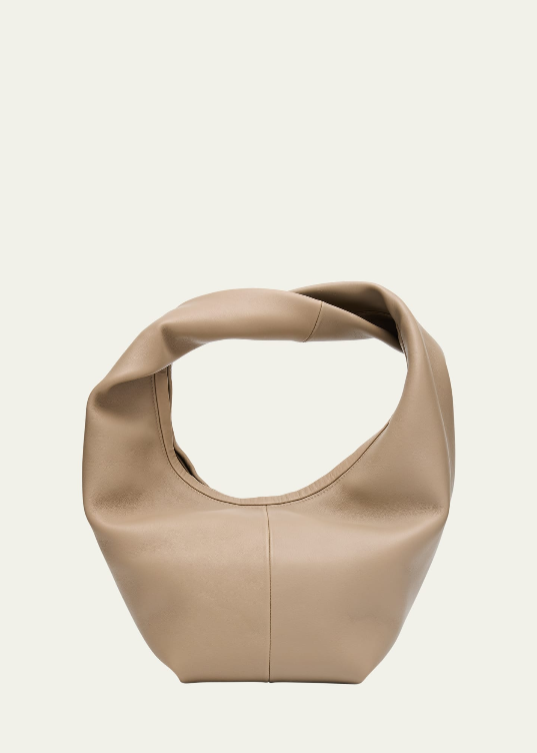 Beige übergroße lässige Hobo‑Schultertasche aus weichem Leder mit integriertem gedrehtem Gurt